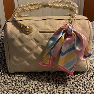 Handbag new never used